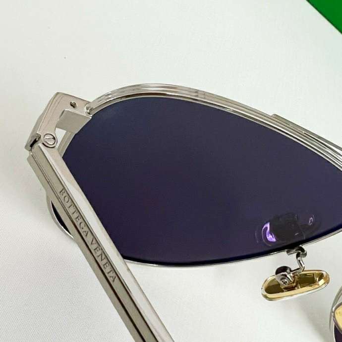 Picture of Bottega Veneta Sunglasses _SKUfw56826693fw